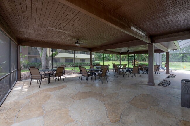 Building Photo - 13608 S Village #6204