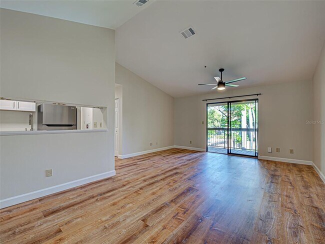 Building Photo - 4008 Crockers Lake Blvd