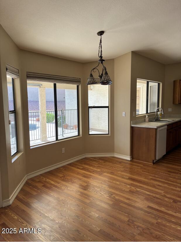 Building Photo - 3809 E Desert Flower Ln