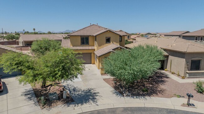 Building Photo - SHOWING SATURDAY 04/25 @ NOON. MUST TEXT AGENT!