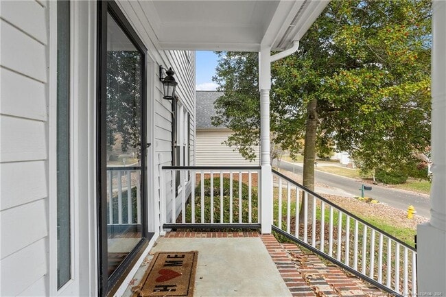 Building Photo - 2021 Shadow Creek Dr