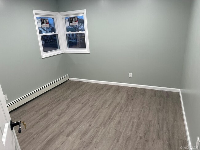 Building Photo - 136 Cary Pl