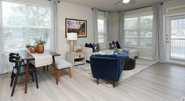 Building Photo - 2208 N FM 620