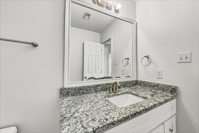 Building Photo - 8339 Loetsch Ridge Way