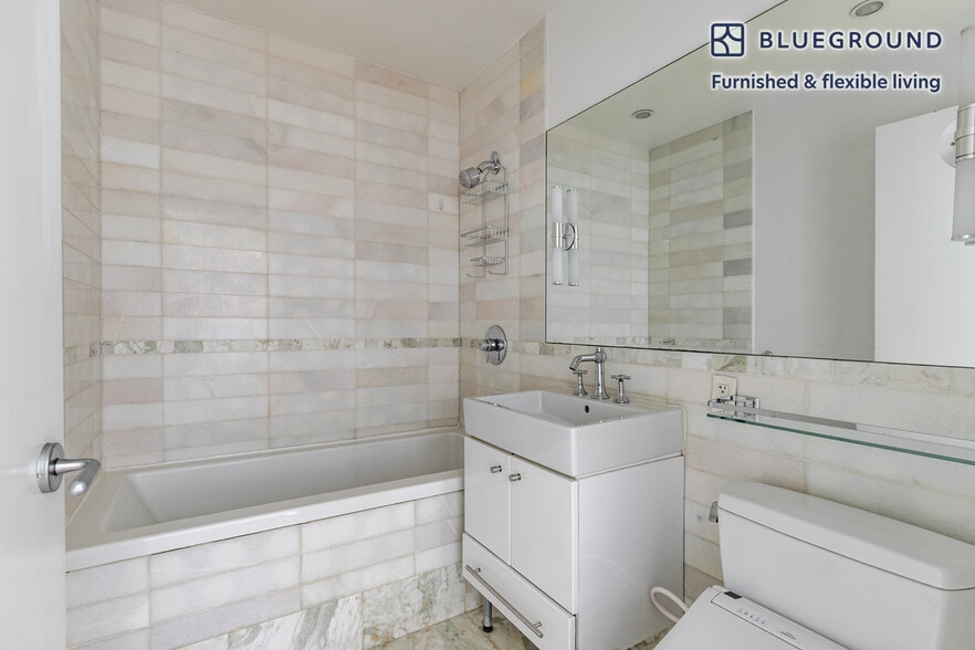 Building Photo - 635 W 42nd St