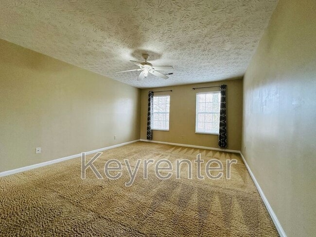 Building Photo - 12490 Daisywood Dr