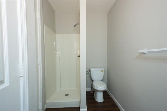 Building Photo - 501 Pine Park St