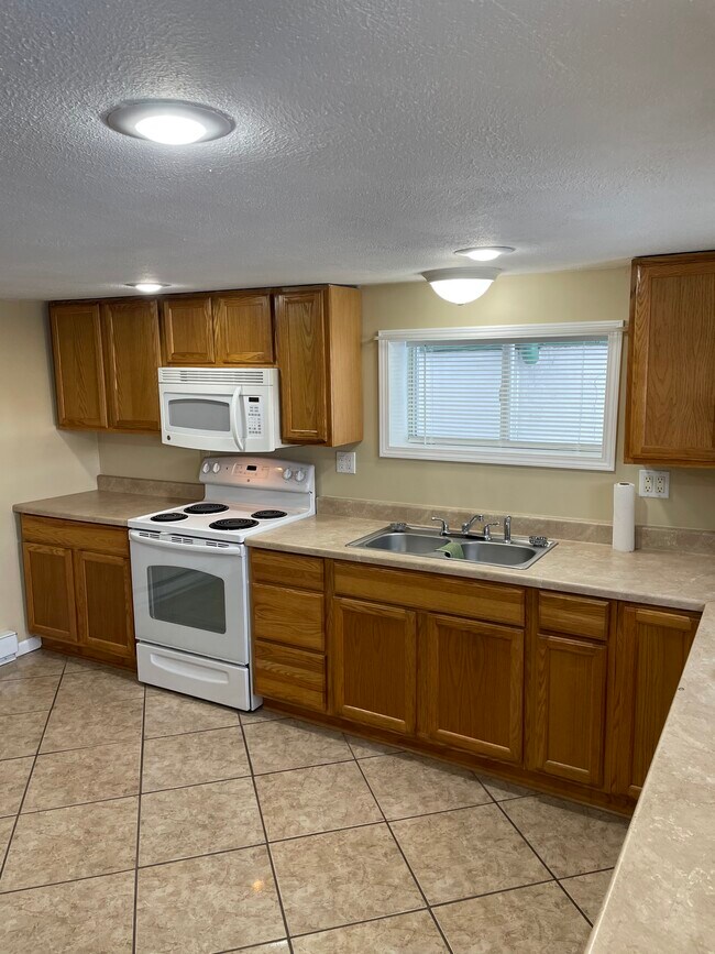 1721 Guernsey St 1721 Guernsey St Bellaire OH 43906 Apartment Finder