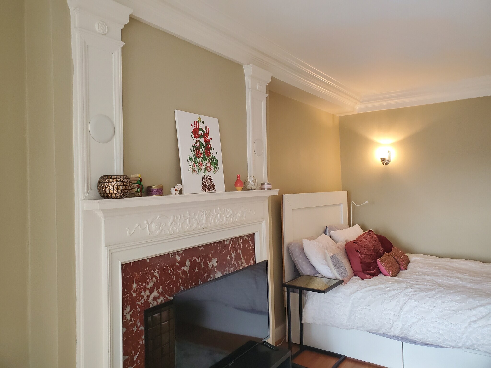 Building Photo - 15 E Kirby St