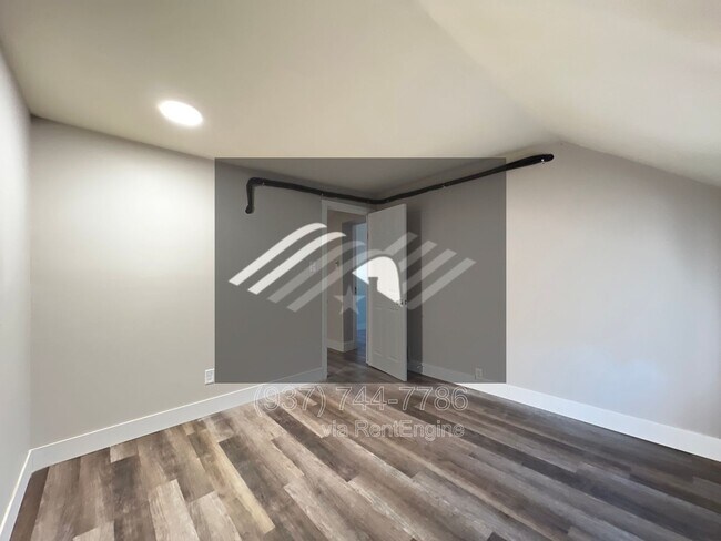 Building Photo - 1548 Lingo St