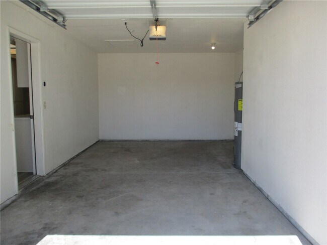 Building Photo - 5080 La Calzada