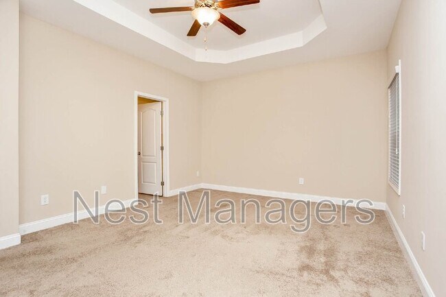 Building Photo - 674 Stonebriar Ave