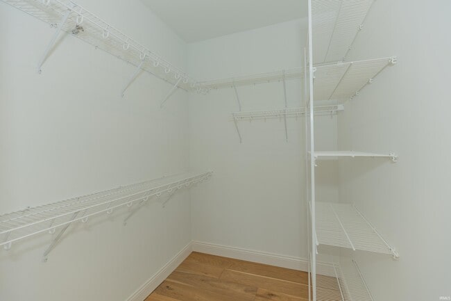 Building Photo - 3390 White Oak Trl