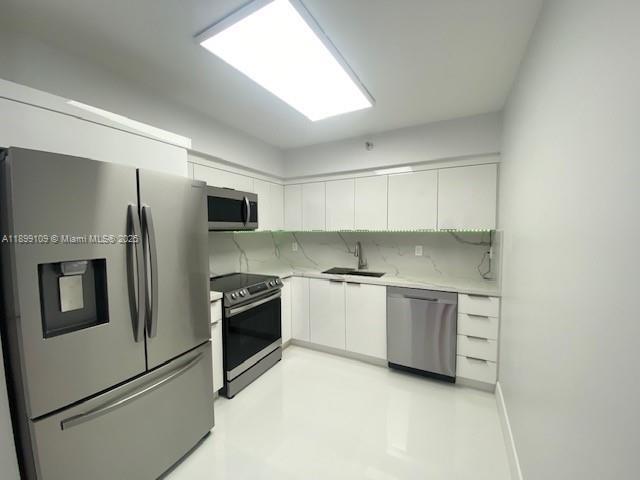 Building Photo - 3530 Mystic Pointe Dr