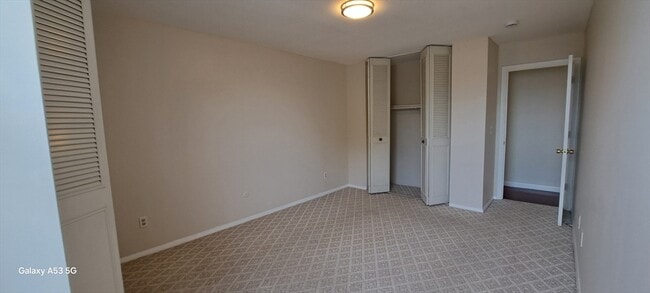 Building Photo - 48 Shrewsbury Green Dr