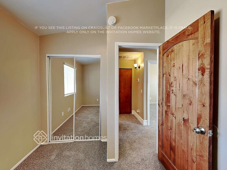 Building Photo - 9305 E Adobe Rd