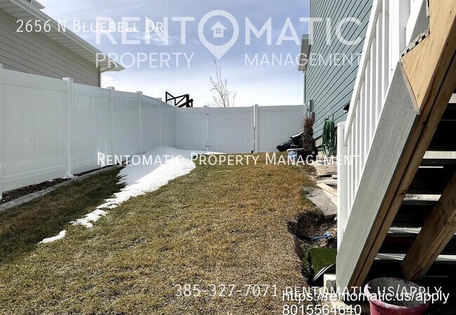 Building Photo - 2656 N Bluebell Dr