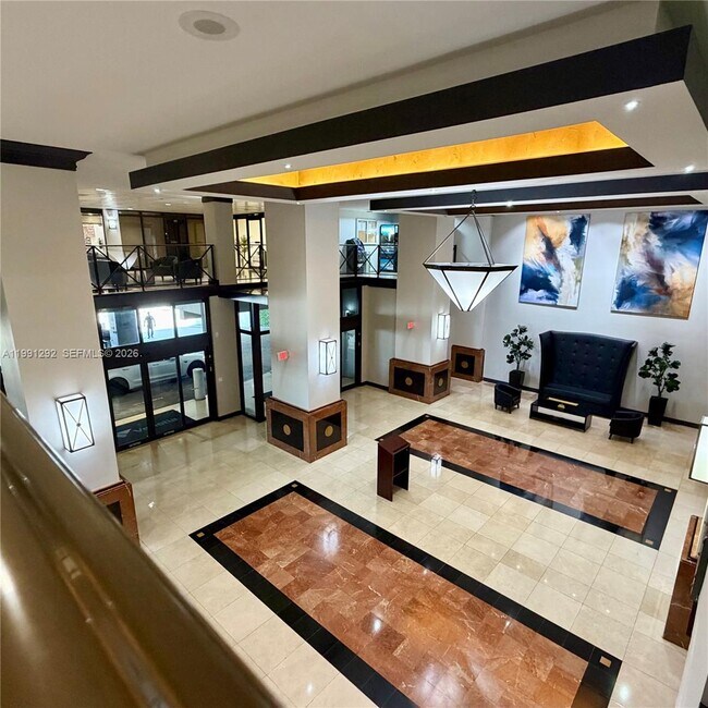 Building Photo - 555 NE 15th St