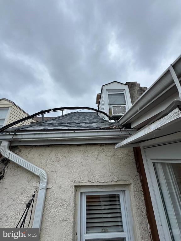 Building Photo - 1008 Stiles St