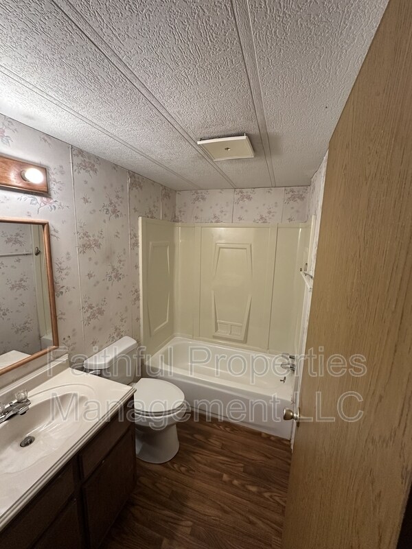 Building Photo - 10251 Shadow Wood Cir