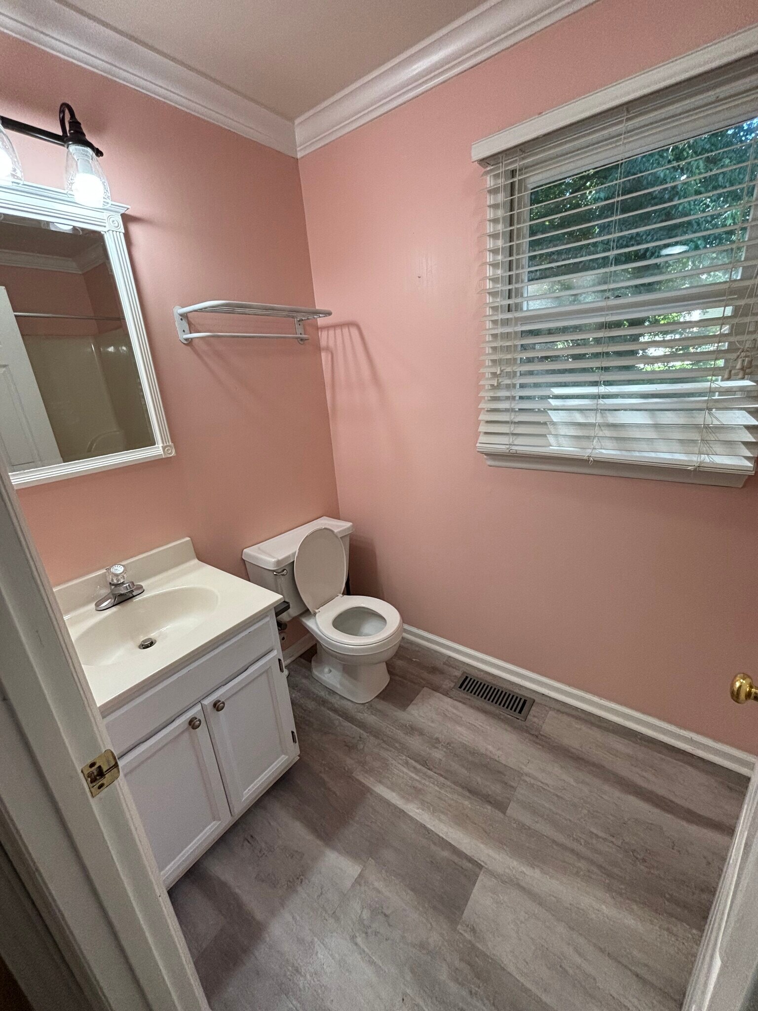 Building Photo - 2501 Water Run Ct