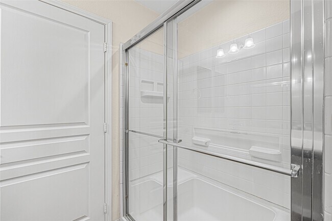 Building Photo - 3710 Saddlebag Way