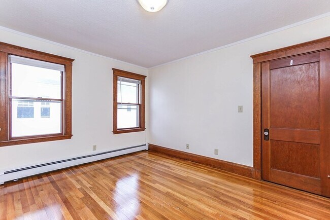 Building Photo - 44 Egerton Rd