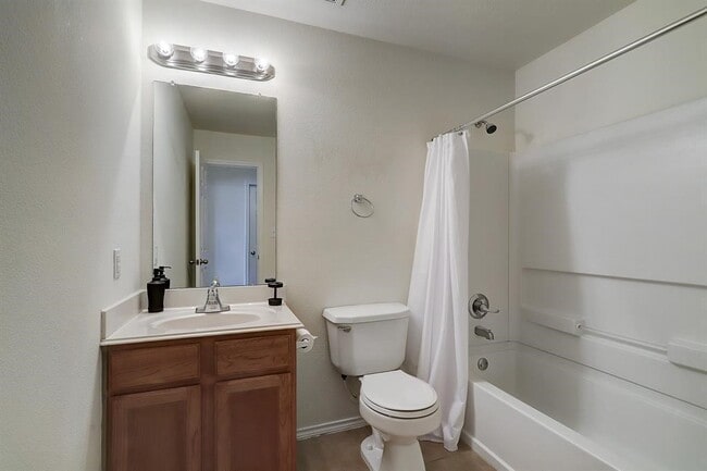 Building Photo - 4514 Evergreen Mdw Ct