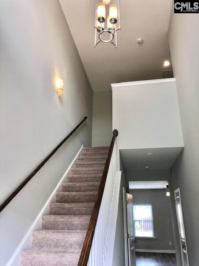 Building Photo - 112 Jersey Ln