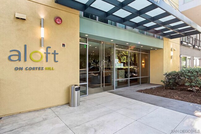 Building Photo - 889 Date St