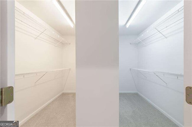 Building Photo - 4987 Rustic Canyon Dr