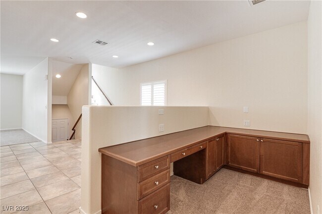 Building Photo - 10068 Emerald Edgewater Ct
