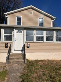 Building Photo - 240 Riverview Ave