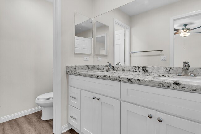 Building Photo - 7695 Freda Ave