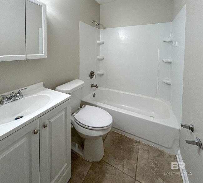 Building Photo - 6410 Schoel Ln