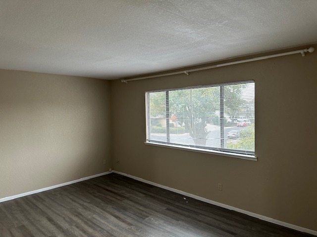 Building Photo - 1921 Bridgewood Way