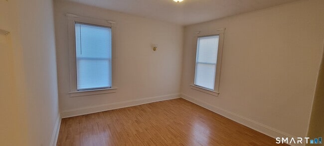 Building Photo - 130 Church St