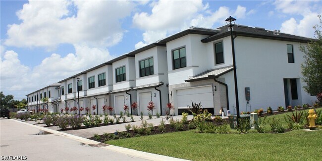 Building Photo - 27874 Radiant Ct
