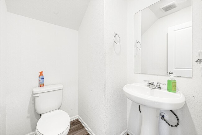 Building Photo - 9614 Sterling Arbor Dr