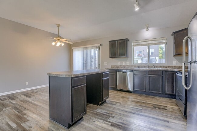 Building Photo - Arbor Gate 3 Bedroom!!