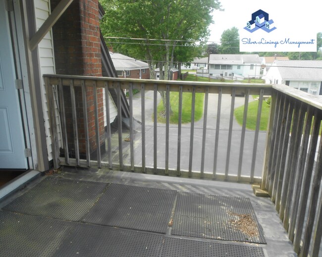 Building Photo - 94 Hurd St