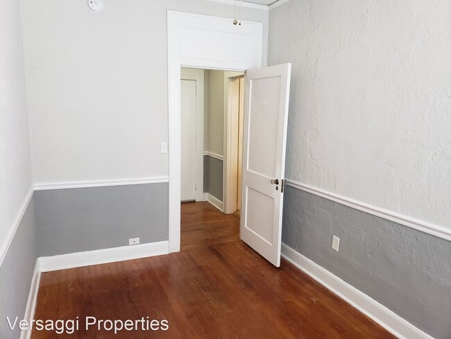Building Photo - 508 S Westland Ave