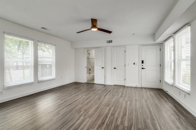 Building Photo - 4619 Ross Ave