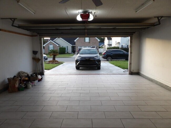 Building Photo - 5040 Capulet Cir