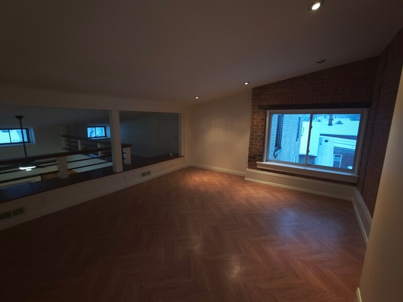 Building Photo - 4204 Williamson Pl