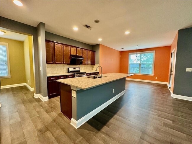 Building Photo - 1514 Chelsea Falls Ln