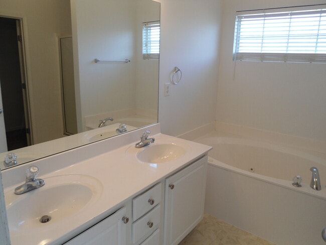 Building Photo - Home for rent in Calera!!!  AVAILABLE TO VIEW with 48 Hour Notice!!!