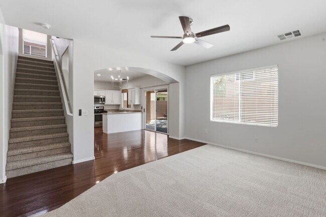 Building Photo - 4265 E Windsor Dr