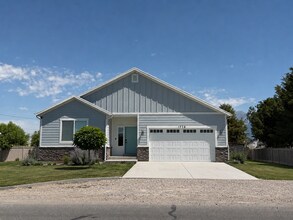 Building Photo - 1526 W 1150 S
