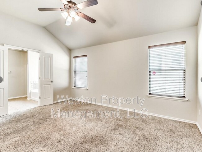 Building Photo - 1709 Choctaw Wood Dr